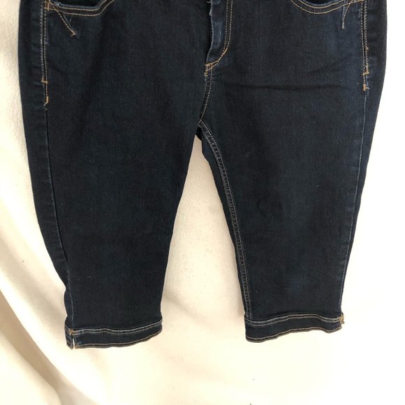 Simply Vera Vera Wang Blue Capris Size 6P - Picture 2 of 8